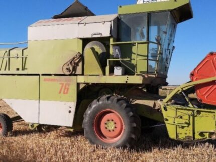 CLAAS DOMINATOR 76 - Moissonneuse-batteuse