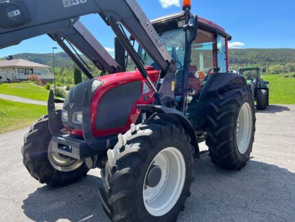 Valtra A 93 - Tracteur agricole